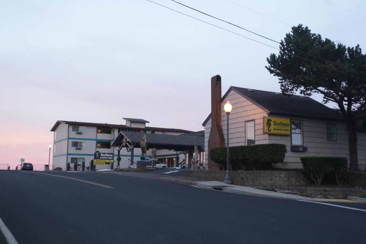 Seahorse Oceanfront Lodging Lincoln City Extérieur photo
